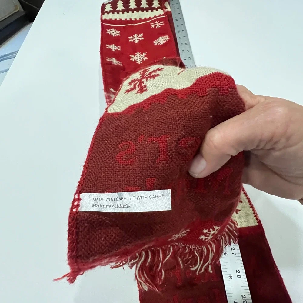 Maker's Mark Holiday Winter Knit Scarf Red Snowflake Fringe Whiskey Promo 68